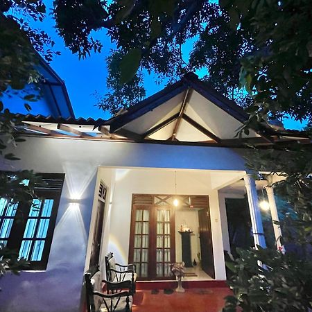 Weligama Villa South Exterior photo
